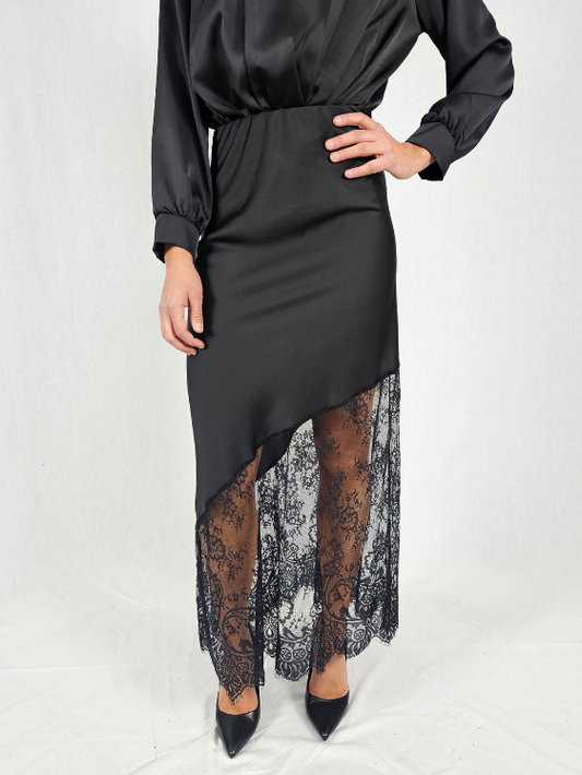 Jupe asymétrique en satin EVA